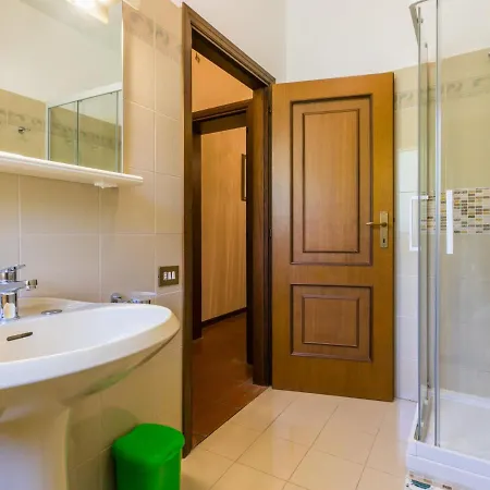 Nyaraló Podere Santa Lucia By Interhome *