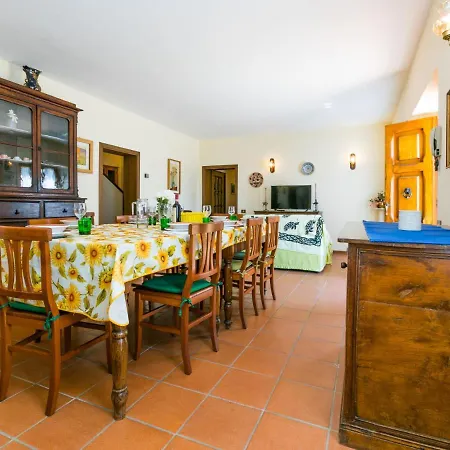 בית נופש Podere Santa Lucia By Interhome